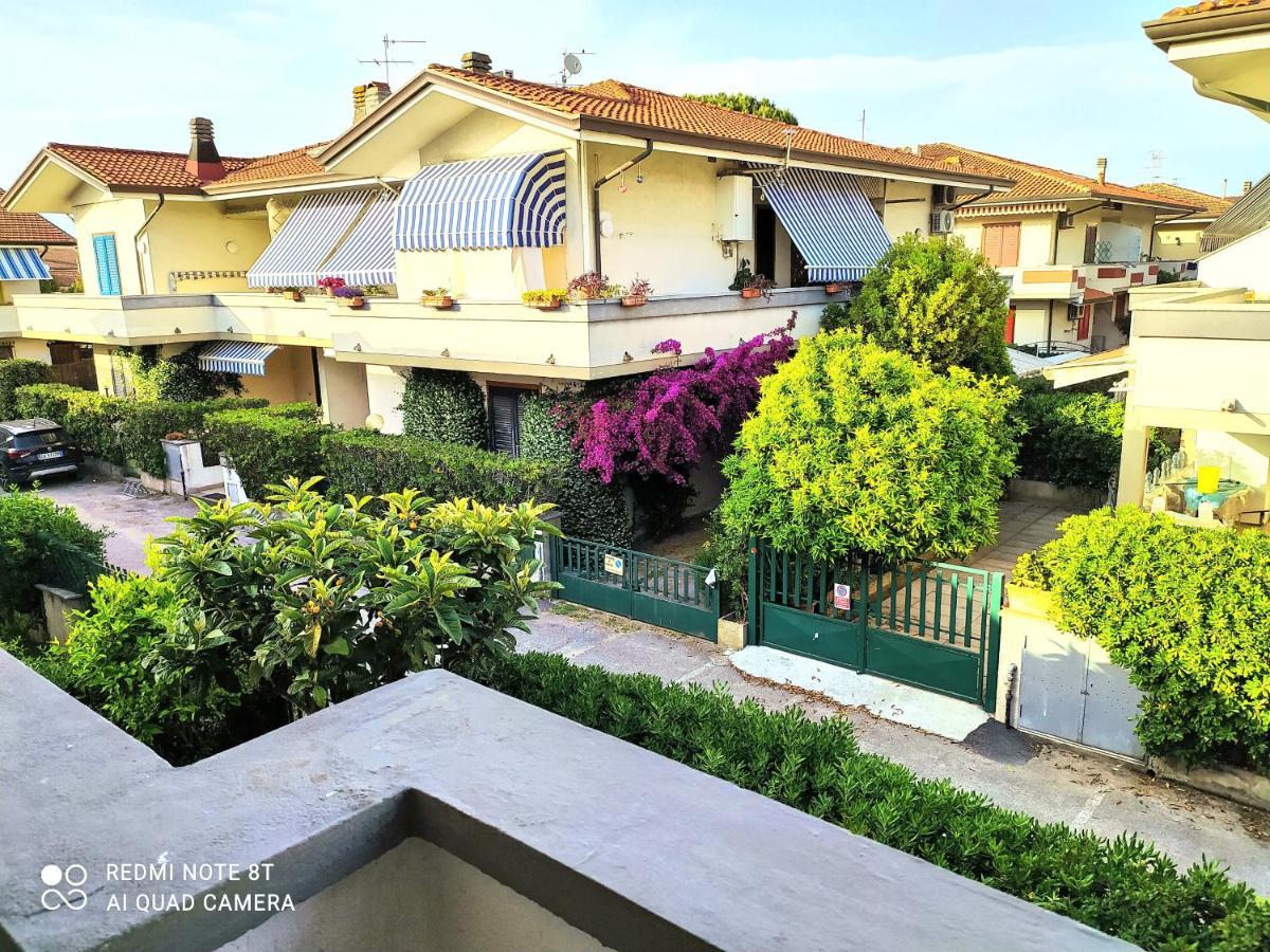 Ferienwohnung Tra Puccini Ed Il Mare Torre del Lago Puccini Exterior foto
