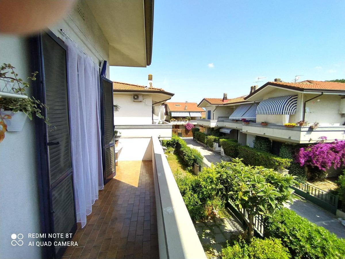 Ferienwohnung Tra Puccini Ed Il Mare Torre del Lago Puccini Exterior foto